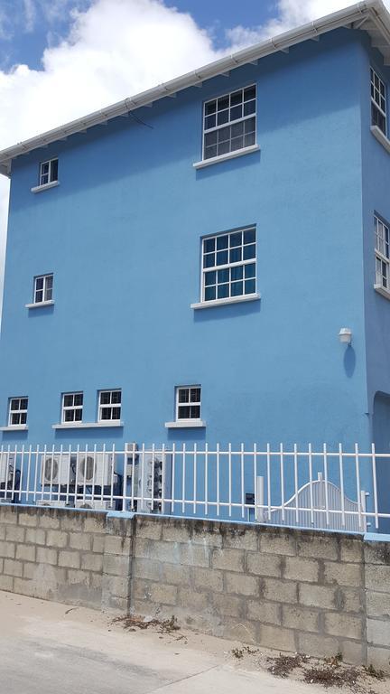 بريدج تاون Worthing Beach Apartments المظهر الخارجي الصورة
